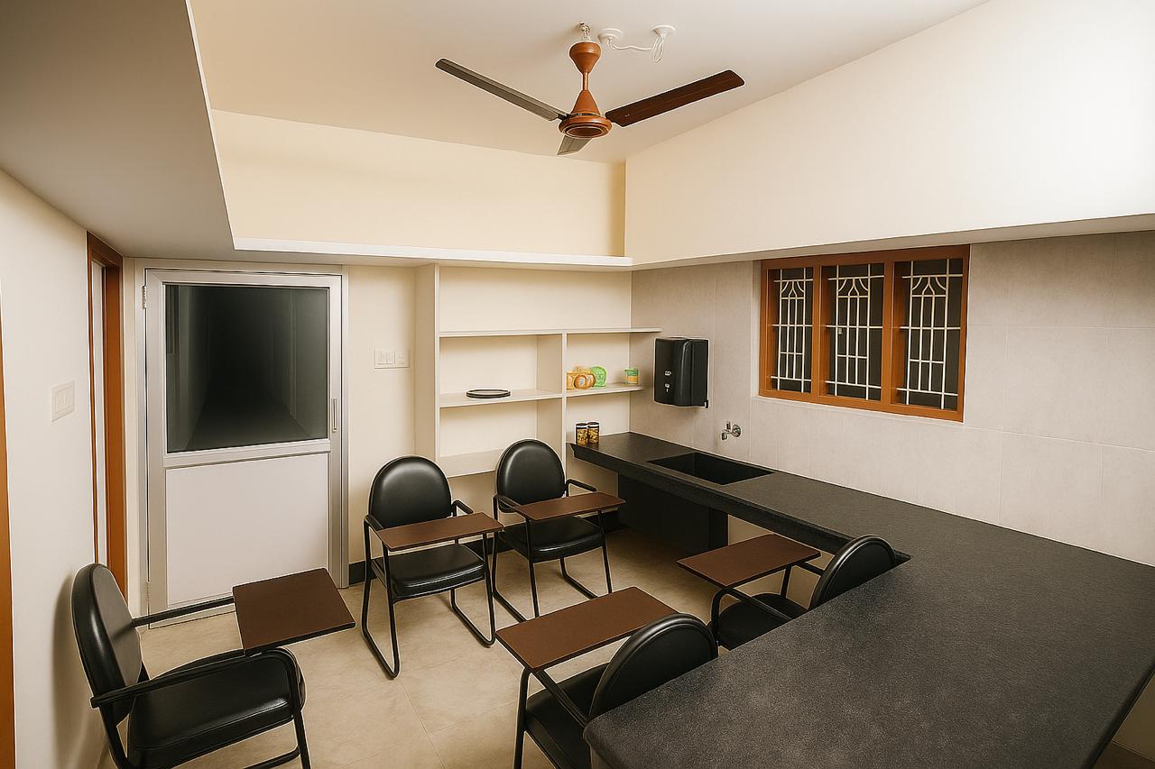 WhatsApp Image 2025-11-07 at 1.54.27 PM (1)